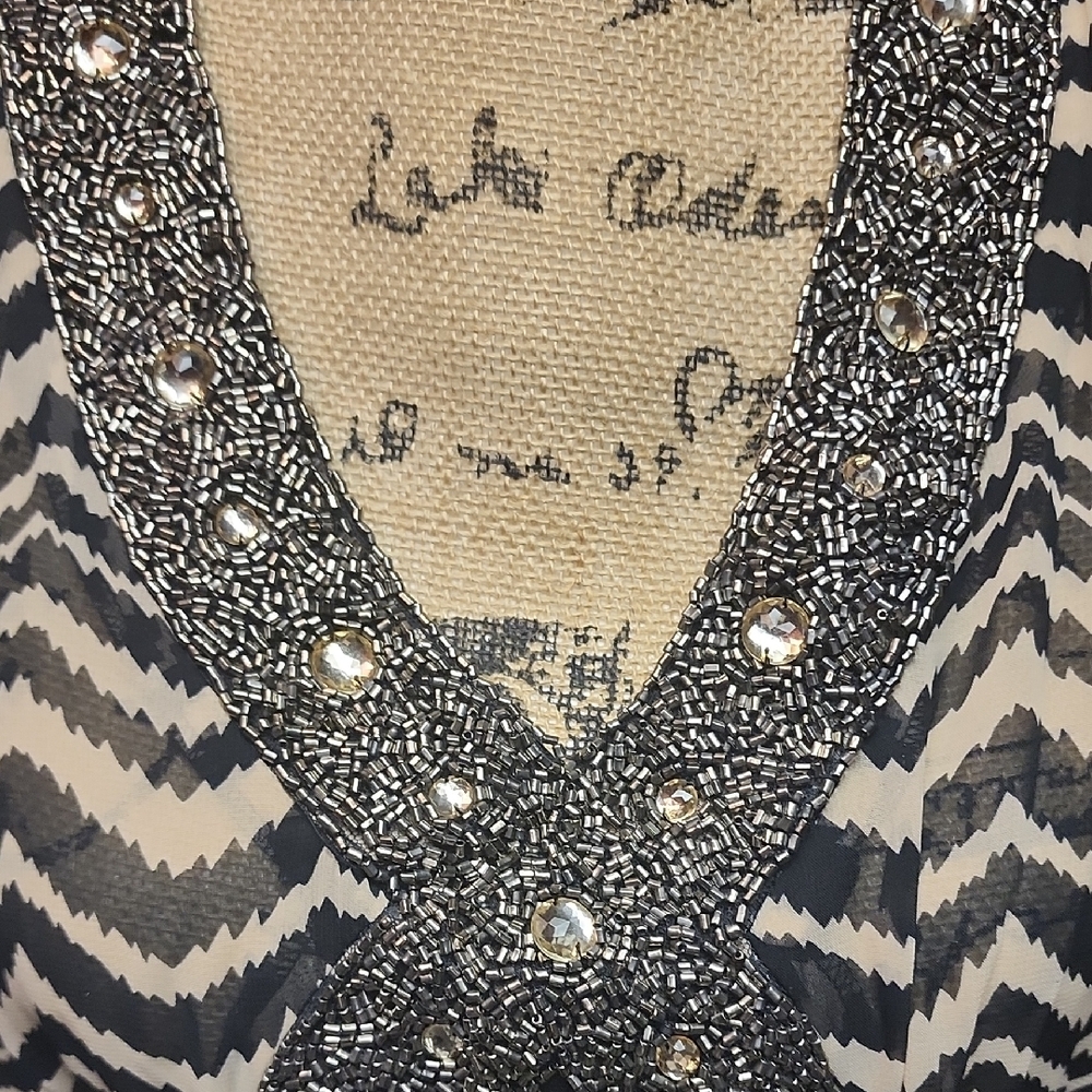 ATTITUDES By RENEE Chevron Top - Picture 2 of 4